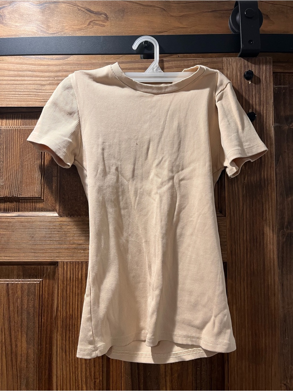 Basic Short Sleeve Ribbed Tee in Light Beige
